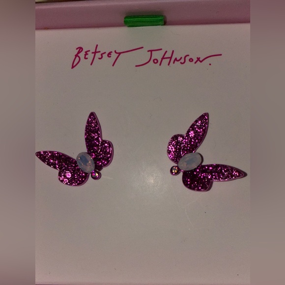 BETSEY JOHNSON Iridescent Aurora Borealis Crystal Center Butterfly Earrings NWT - Picture 3 of 5